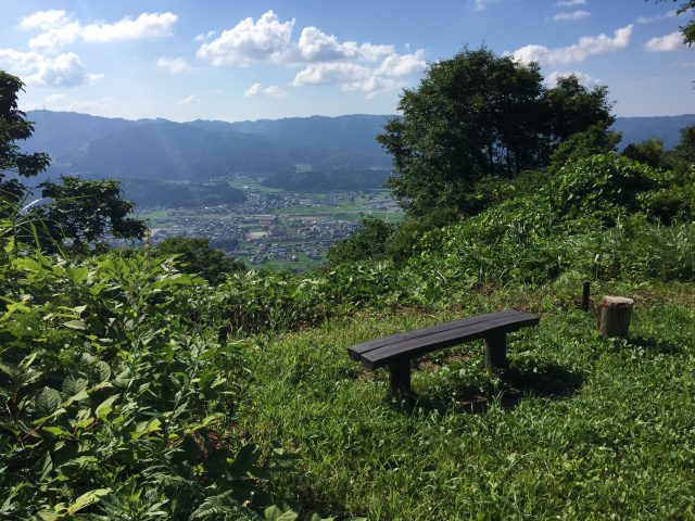 坂戸山休憩ポイントから見る風景