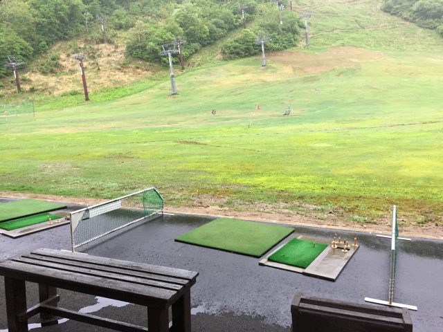 湯沢中里ゴルフ練習場